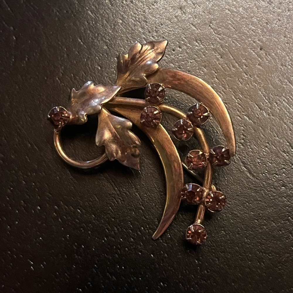 Vintage Gold Tone Floral Brooch with Lavender Rhinestones